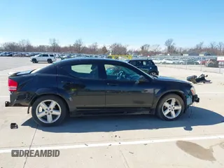 2008 Dodge Avenger SXT z VIN 1B3LC56R08N240172, wystawiony jako IAAI lot #41811862 z przebiegiem 114 540 mil mil oraz . Historia ofert i sprzedaży dostępna na DreamBid. Obrazek 14.