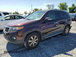 2013 Kia Sorento LX with VIN 5XYKTDA21DG340393, listed as a Copart auction lot 60150125 with 124,090 mi miles and Salvage title. Bid and sale history available at DreamBid. Image 1.