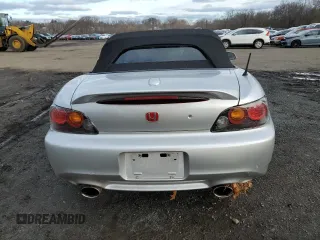 2004 Honda S2000 z VIN JHMAP21494T003284, wystawiony jako Copart lot #85004764 z przebiegiem 153 976 mil mil oraz Szkoda całkowita • Salvage title. Historia ofert i sprzedaży dostępna na DreamBid. Obrazek 6.