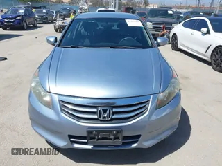 2011 Honda Accord LX z VIN 1HGCP2F33BA024538, wystawiony jako IAAI lot #42267599 z przebiegiem 142 787 mil mil oraz . Historia ofert i sprzedaży dostępna na DreamBid. Obrazek 12.