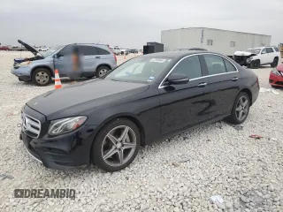 2017 Mercedes-Benz E 300 Luxury z VIN WDDZF4JB7HA102923, wystawiony jako Copart lot #87260044 z przebiegiem 111 617 mil mil oraz Czysty tytuł • Clean title. Historia ofert i sprzedaży dostępna na DreamBid. Obrazek 1.