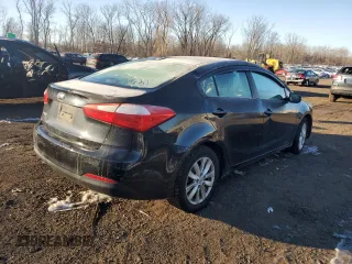 2014 Kia Forte LX with VIN KNAFX4A6XE5233178, listed as a Copart auction lot 88096605 with 123,313 mi miles and Salvage Title. Bid and sale history available at carsss.com. Image 3.