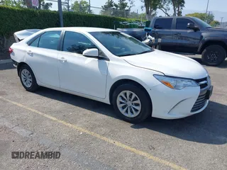 2017 Toyota Camry XLE z VIN 4T1BF1FK8HU768038, wystawiony jako IAAI lot #42447838 z przebiegiem 24 127 mil mil oraz . Historia ofert i sprzedaży dostępna na DreamBid. Obrazek 1.