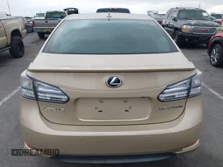 2010 Lexus HS 250h z VIN JTHBB1BA5A2001390, wystawiony jako IAAI lot #41461395 z przebiegiem 140 654 mil mil oraz . Historia ofert i sprzedaży dostępna na DreamBid. Obrazek 17.