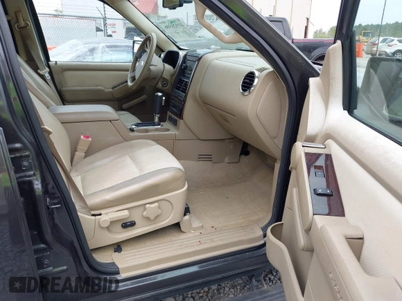 2007 Ford Explorer Limited с VIN 1FMEU65E97UA93911, выставлен на аукционе IAAI как лот 41920306 с пробегом 109 378 миль миль и . История ставок и продаж доступна на DreamBid. Изображение 5.