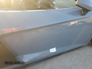 2020 Audi R8 z VIN WUAVECFX5L7901778, wystawiony jako Copart lot #74736714 z przebiegiem Nie podano mil oraz Nie do naprawy. Historia ofert i sprzedaży dostępna na DreamBid. Obrazek 12.