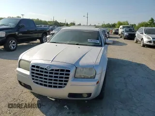 2006 Chrysler 300 Touring with VIN 2C3KK53G96H100292, listed as a Copart auction lot 69859834 with 189,678 mi miles and Clean Title. Bid and sale history available at carsss.com. Image 11.