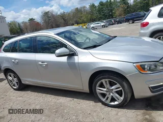 2015 Volvo V60 z VIN YV1612SB2F1188454, wystawiony jako IAAI lot #42176688 z przebiegiem 114 523 mil mil oraz . Historia ofert i sprzedaży dostępna na DreamBid. Obrazek 13.