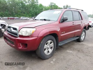 2006 Toyota 4Runner SR5 z VIN JTEBU14R068056845, wystawiony jako IAAI lot #42021707 z przebiegiem 269 036 mil mil oraz . Historia ofert i sprzedaży dostępna na DreamBid. Obrazek 2.