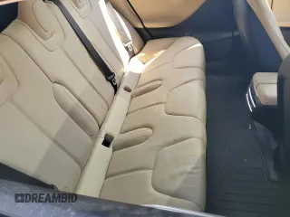 2013 Tesla Model S z VIN 5YJSA1CN8DFP22679, wystawiony jako Copart lot #64195095 z przebiegiem Nie podano mil oraz Czysty tytuł • Clean title. Historia ofert i sprzedaży dostępna na DreamBid. Obrazek 10.