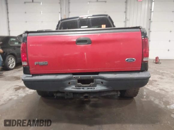 2006 Ford F-250 XL z VIN 1FTSW21P96ED33324, wystawiony jako IAAI lot #41943179 z przebiegiem Nie podano mil oraz . Historia ofert i sprzedaży dostępna na DreamBid. Obrazek 16.