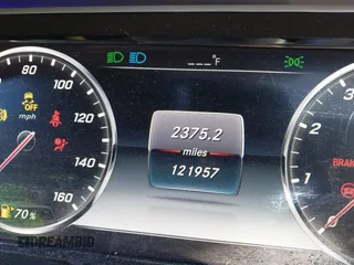 2015 Mercedes-Benz S-Class S 550 with VIN WDDUG8CB0FA077923, listed as a IAAI auction lot 41337033 with 121,957 mi miles. Bid and sale history available at carsss.com. Image 15.