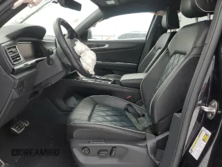 2024 Volkswagen Atlas SEL Premium R-Line with VIN 1V2FE2CA9RC206858, listed as a Copart auction lot 88240845 with 11,294 mi miles and Salvage title. Bid and sale history available at DreamBid. Image 7.