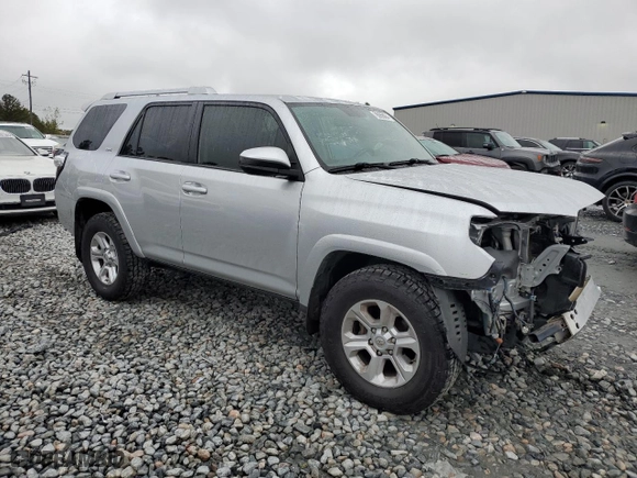 2017 Toyota 4Runner SR5 with VIN JTEZU5JR4H5162147, listed as a Copart auction lot 79266064 with 121,766 mi miles and Salvage Title. Bid and sale history available at carsss.com. Image 4.