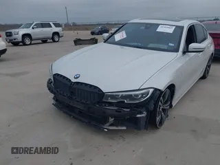 2021 BMW 3 Series 330i z VIN 3MW5R1J08M8B58921, wystawiony jako IAAI lot #41495865 z przebiegiem 82 971 mil mil oraz . Historia ofert i sprzedaży dostępna na DreamBid. Obrazek 6.