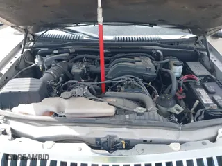 2008 Mercury Mountaineer with VIN 4M2EU47EX8UJ06182, listed as a IAAI auction lot 42104679 with 121,918 mi miles. Bid and sale history available at carsss.com. Image 10.