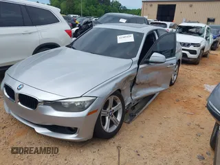 2015 BMW 3 Series 328i with VIN WBA3A5C59FP605386, listed as a IAAI auction lot 42309429 with 164,463 mi miles and . Bid and sale history available at DreamBid. Image 2.