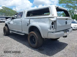 2018 Ram 2500 Laramie with VIN 3C6UR5FL3JG301310, listed as a IAAI auction lot 42239570 with 189,853 mi miles and . Bid and sale history available at DreamBid. Image 3.