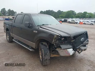 2005 Ford F-150 XLT z VIN 1FTRW12W35FB34549, wystawiony jako IAAI lot #41923359 z przebiegiem 286 494 mil mil oraz . Historia ofert i sprzedaży dostępna na DreamBid. Obrazek 1.