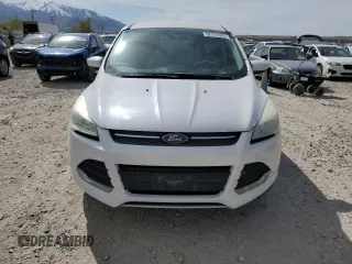 2015 Ford Escape SE with VIN 1FMCU0GX9FUC26779, listed as a Copart auction lot 52772325 with 135,121 mi miles and Salvage Title. Bid and sale history available at DreamBid. Image 5.