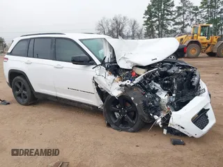2023 Jeep Grand Cherokee Limited z VIN 1C4RJHBG6PC533640, wystawiony jako IAAI lot #41499772 z przebiegiem Nie podano mil oraz . Historia ofert i sprzedaży dostępna na DreamBid. Obrazek 1.