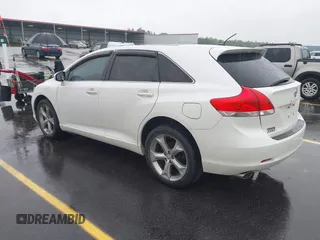 2010 Toyota Venza with VIN 4T3BK3BB0AU040935, listed as a IAAI auction lot 41976670 with 96,861 mi miles. Bid and sale history available at carsss.com. Image 3.