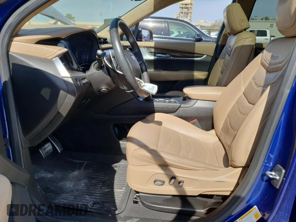 2023 Cadillac XT6 AWD Sport with VIN 1GYKPHRSXPZ117852, listed as a Copart auction lot 47895715 with 61,169 mi miles and Salvage title. Bid and sale history available at DreamBid. Image 7.