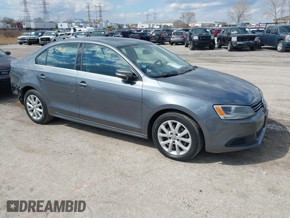 2013 Volkswagen Jetta Sedan SE with VIN 3VWDP7AJ0DM280614, listed as a IAAI auction lot 41882868 with 142,363 mi miles. Bid and sale history available at carsss.com. Image 1.