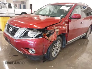 2016 Nissan Pathfinder Platinum z VIN 5N1AR2MM1GC617754, wystawiony jako IAAI lot #41387899 z przebiegiem 105 936 mil mil oraz . Historia ofert i sprzedaży dostępna na DreamBid. Obrazek 6.
