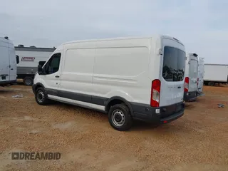 2016 Ford Transit Cargo z VIN 1FTYR2CGXGKA82105, wystawiony jako IAAI lot #41544955 z przebiegiem 129 642 mil mil oraz . Historia ofert i sprzedaży dostępna na DreamBid. Obrazek 3.
