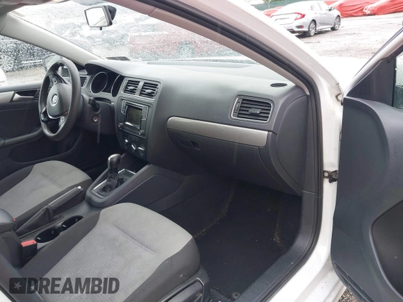 2017 Volkswagen Jetta S with VIN 3VW2B7AJ4HM400684, listed as a IAAI auction lot 42371463 with 119,799 mi miles and . Bid and sale history available at DreamBid. Image 5.