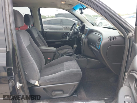 2009 Chevrolet TrailBlazer 1LT with VIN 1GNDS33S692131369, listed as a IAAI auction lot 42036301 with 249,593 mi miles and . Bid and sale history available at DreamBid. Image 5.