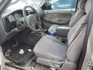 2002 Toyota Tacoma PreRunner with VIN 5TEGN92N92Z093987, listed as a Copart auction lot 45094525 with Not Provided miles and Salvage Title. Bid and sale history available at DreamBid. Image 7.