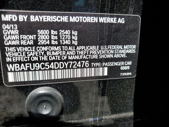 2013 BMW 5 Series 550i xDrive z VIN WBAFU9C54DDY72476, wystawiony jako Copart lot #56338925 z przebiegiem 76 018 mil mil oraz Szkoda całkowita • Salvage title. Historia ofert i sprzedaży dostępna na DreamBid. Obrazek 13.