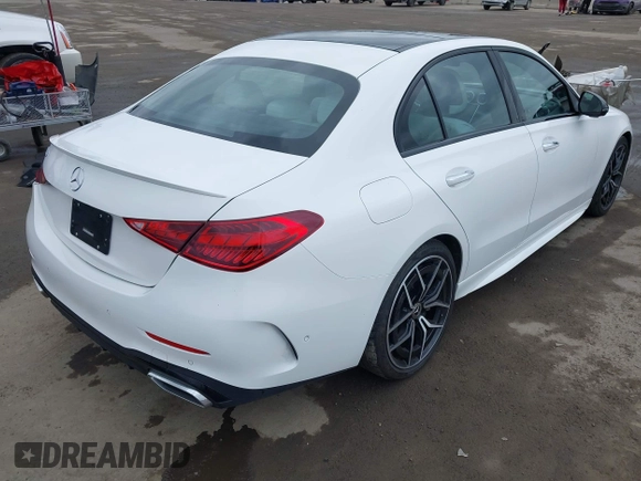 2023 Mercedes-Benz C 300 z VIN W1KAF4GB3PR121215, wystawiony jako IAAI lot #42068171 z przebiegiem 15 082 mil mil oraz . Historia ofert i sprzedaży dostępna na DreamBid. Obrazek 4.