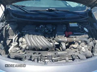 2016 Nissan Versa S z VIN 3N1CN7AP6GL878986, wystawiony jako IAAI lot #42317275 z przebiegiem 124 426 mil mil oraz . Historia ofert i sprzedaży dostępna na DreamBid. Obrazek 10.