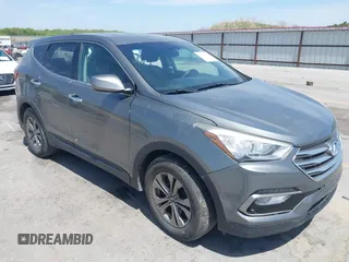 2017 Hyundai Santa Fe 2.4L z VIN 5XYZT3LB4HG428141, wystawiony jako IAAI lot #42248400 z przebiegiem 96 405 mil mil oraz . Historia ofert i sprzedaży dostępna na DreamBid. Obrazek 1.