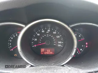 2013 Kia Sorento LX with VIN 5XYKT3A61DG414943, listed as a IAAI auction lot 42093804 with 109,039 mi miles. Bid and sale history available at carsss.com. Image 7.