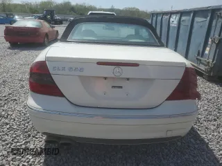 2008 Mercedes-Benz CLK 550 with VIN WDBTK72F18T092049, listed as a Copart auction lot 51291385 with 150,453 mi miles and Salvage Title. Bid and sale history available at DreamBid. Image 6.