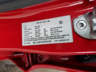 2023 Tesla Model 3 z VIN 5YJ3E1EA7PF541421, wystawiony jako Copart lot #54513655 z przebiegiem 63 314 mil mil oraz Szkoda całkowita • Salvage title. Historia ofert i sprzedaży dostępna na DreamBid. Obrazek 12.