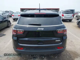 2022 Jeep Compass Latitude with VIN 3C4NJCBB4NT139111, listed as a IAAI auction lot 42380175 with 16,075 mi miles and . Bid and sale history available at DreamBid. Image 16.