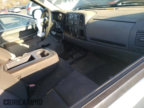 2011 Chevrolet Silverado 1500 Work Truck with VIN 1GCRKPEAXBZ189184, listed as a Copart auction lot 76526964 with 156,391 mi miles and Clean Title. Bid and sale history available at DreamBid. Image 8.