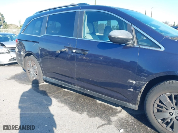 2014 Honda Odyssey LX with VIN 5FNRL5H23EB013044, listed as a IAAI auction lot 41644270 with 244,271 mi miles. Bid and sale history available at carsss.com. Image 17.