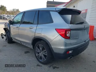 2020 Honda Passport EX-L z VIN 5FNYF8H55LB011307, wystawiony jako IAAI lot #40880877 z przebiegiem 32 509 mil mil oraz . Historia ofert i sprzedaży dostępna na DreamBid. Obrazek 3.