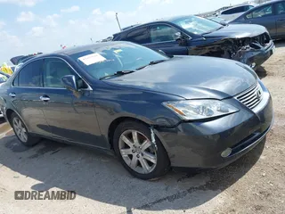 2007 Lexus ES 330 z VIN JTHBJ46G772129299, wystawiony jako IAAI lot #42450530 z przebiegiem 136 360 mil mil oraz . Historia ofert i sprzedaży dostępna na DreamBid. Obrazek 1.
