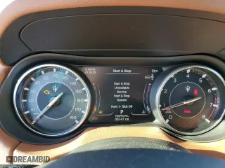 2022 Maserati Levante GT with VIN ZN661XUA5NX402354, listed as a Copart auction lot 42238435 with 35,747 mi miles and Salvage Title. Bid and sale history available at carsss.com. Image 9.