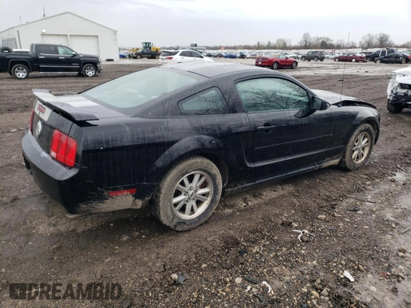 2006 Ford Mustang Standard with VIN 1ZVFT80N265241966, listed as a Copart auction lot 51570835 with 191,147 mi miles and Salvage Title. Bid and sale history available at carsss.com. Image 3.