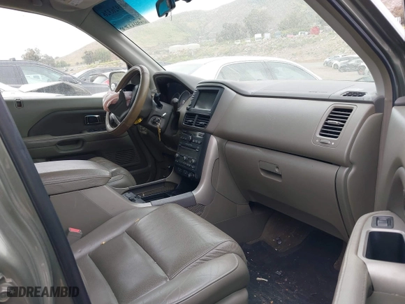 2007 Honda Pilot EX-L with VIN 5FNYF28727B041336, listed as a IAAI auction lot 41926326 with 102,927 mi miles. Bid and sale history available at carsss.com. Image 5.