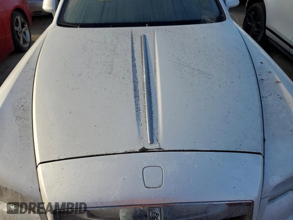 2018 Rolls-Royce Dawn z VIN SCA666D5XJU107625, wystawiony jako Copart lot #74533214 z przebiegiem Nie podano mil oraz Nie do naprawy • Non repairable. Historia ofert i sprzedaży dostępna na DreamBid. Obrazek 11.