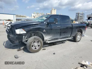 2015 Ram 2500 Tradesman z VIN 3C6UR5CLXFG694153, wystawiony jako Copart lot #48870935 z przebiegiem 199 631 mil mil oraz Szkoda całkowita • Salvage title. Historia ofert i sprzedaży dostępna na DreamBid. Obrazek 1.